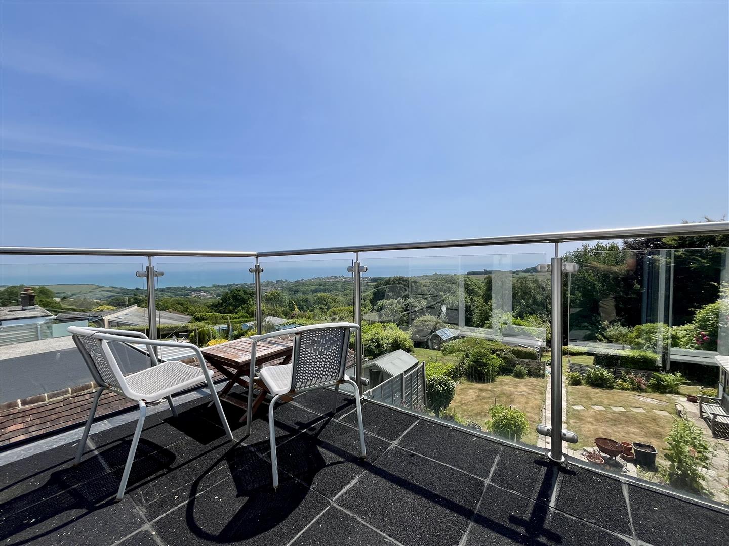 Battery Hill, Fairlight